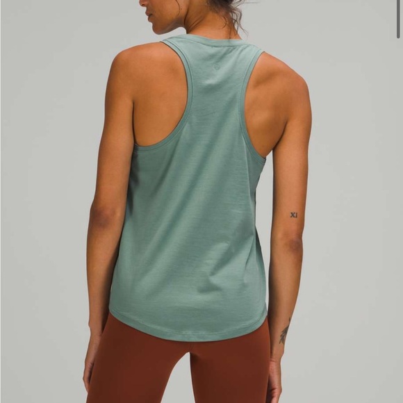 Lululemon Love tank top - Picture 4 of 4